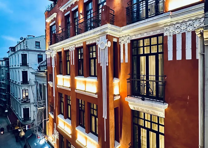 Ruz Hotels
