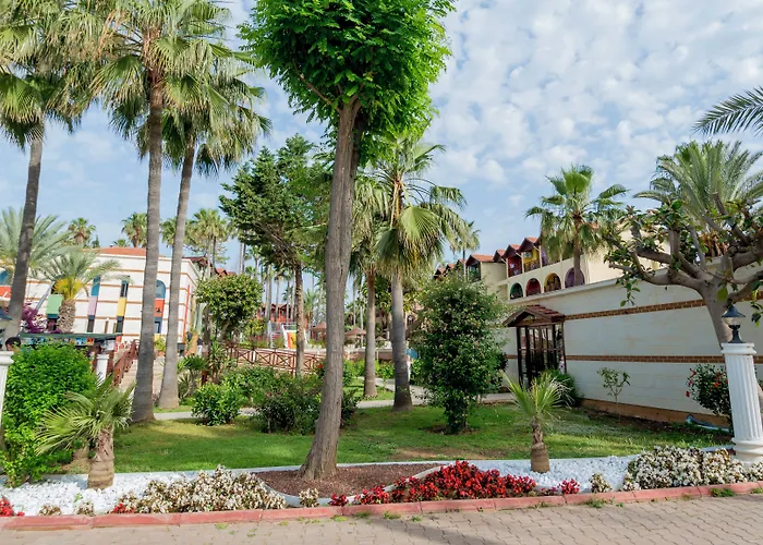 Familienhotel: Club Tropical Beach Hotel