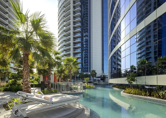 Hotel mit Whirlpool Paramount Dubai
