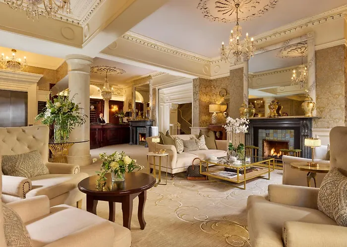 Buswells Hotel