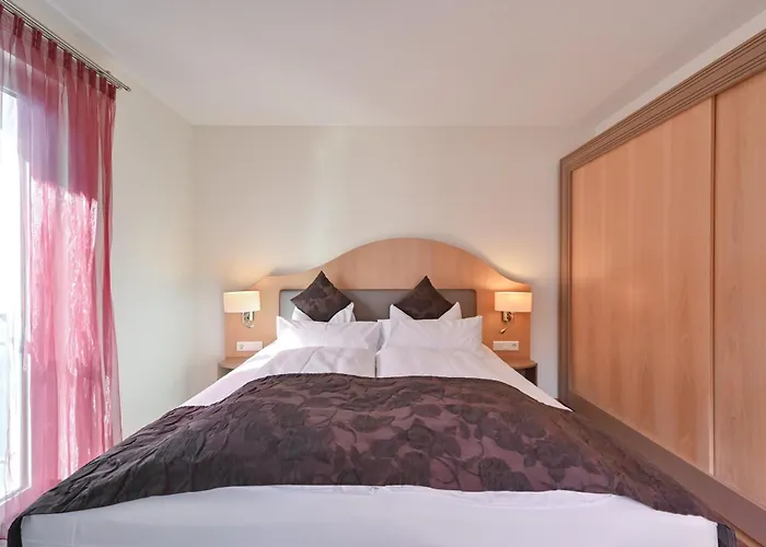  Villa Ludwig Suite (Adults Only)