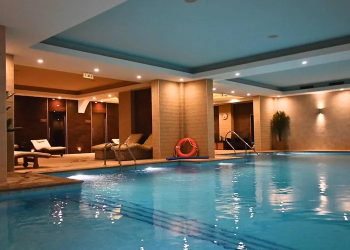  Aleksandar Palace Congress Center & Spa