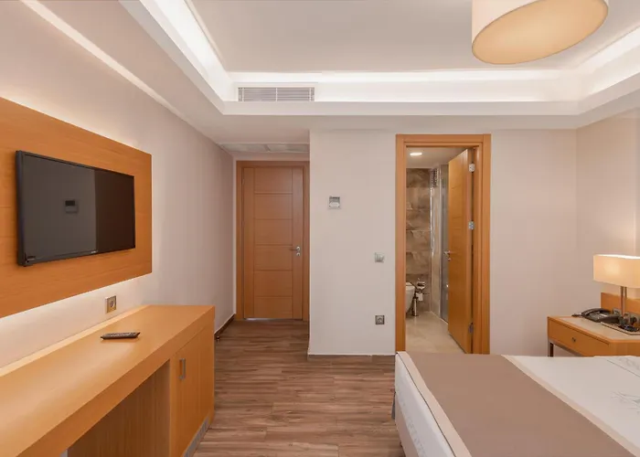  Aquasis De Luxe Resort & Spa