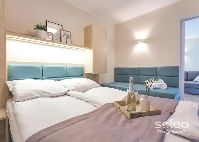 Soleo Family Resort - Domki W Rewalu 3 Min Od Morza - 3 Baseny, 5 Jacuzzi, Sauna, Animacje, Malpi Gaj, 3 Sale Zabaw, 4 Place Zabaw, 2 Restauracje