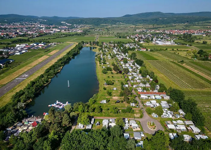 Haustierfreundliches Hotel: KNAUS Campingpark Bad Dürkheim