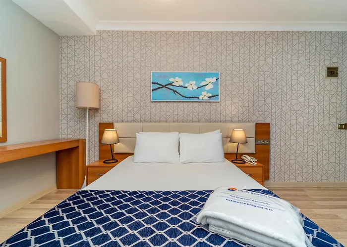 Uras Beach Hotel
