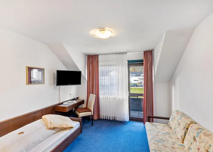 Ferienvermietung: Pension und Appartements Huttental