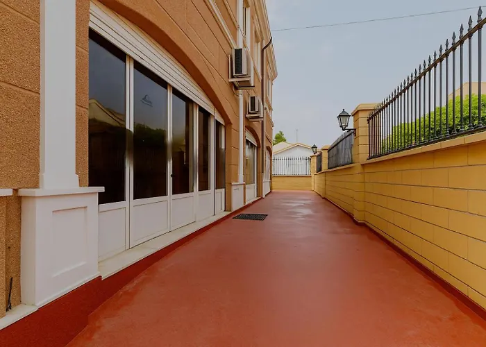Hotel: Ayz Elcano - Auto Check-In Property