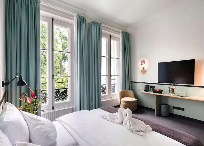 4-Sterne-Hotel: Aussen Alster Hotel