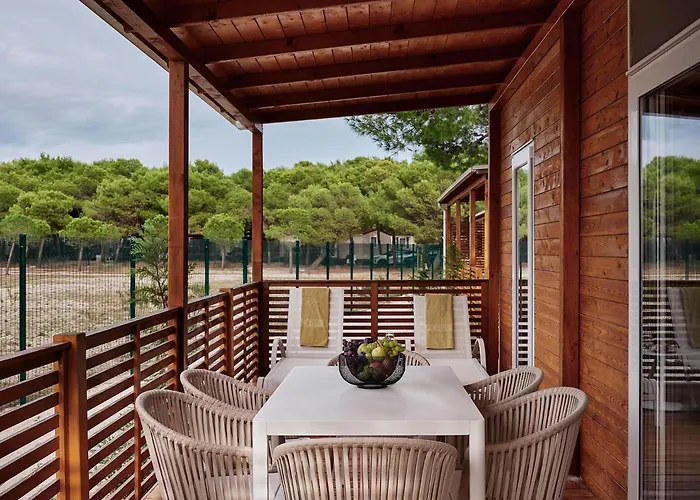 Hotel mit Tennis: Amadria Park Camping Sibenik Mobile Homes
