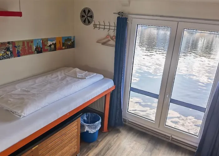  Shipotel-Berlin GmbH