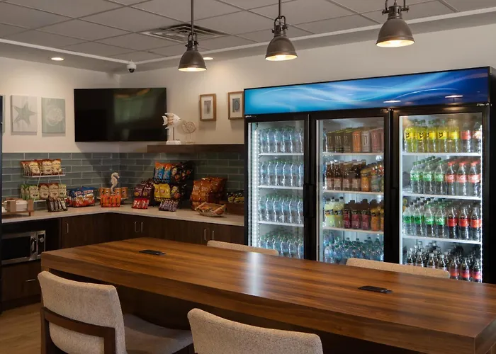 Holiday Inn Express & Suites Charleston Dwtn -Westedge By Ihg