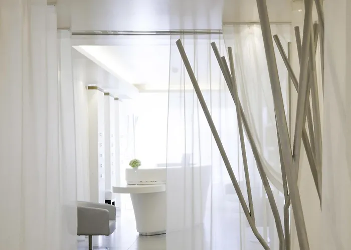 Resort: Sofitel Marseille Vieux-Port