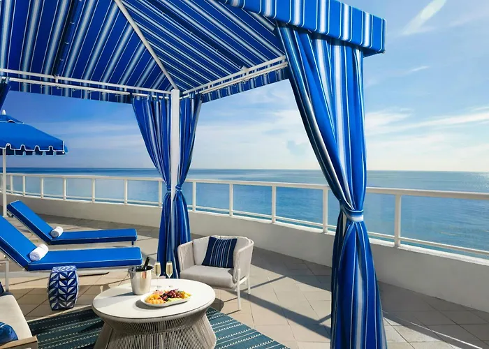  Ritz-Carlton