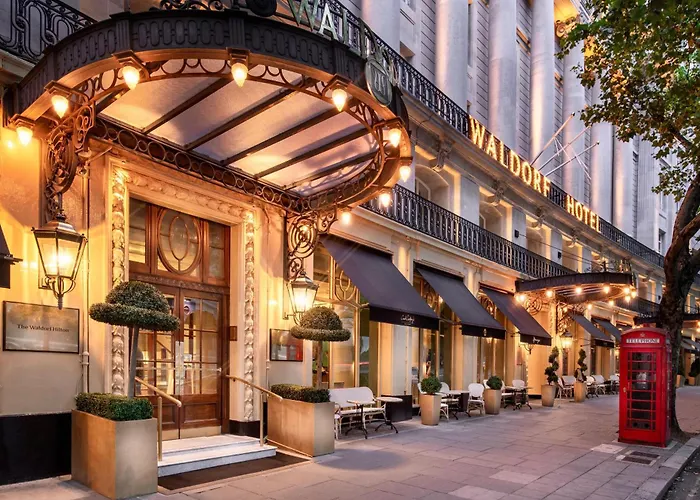 Waldorf Hilton