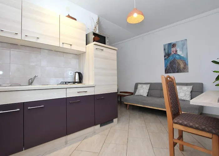 Apartments And Room Eva