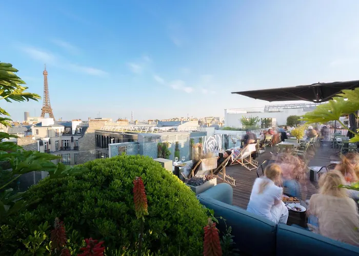 Canopy By Hilton Eiffel Tower