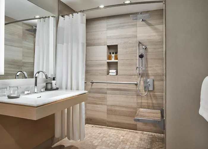 Ritz-Carlton,