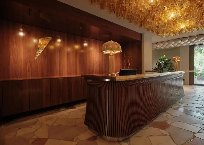 Hotel Aurora
