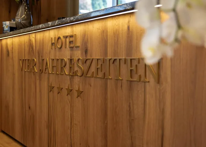 Vier Jahreszeiten By VAYA