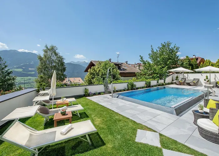 Hotel Tyrol