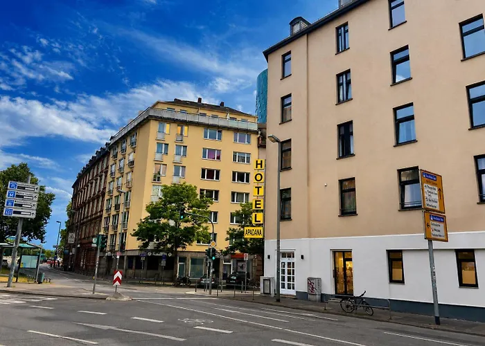 Apadana Frankfurt