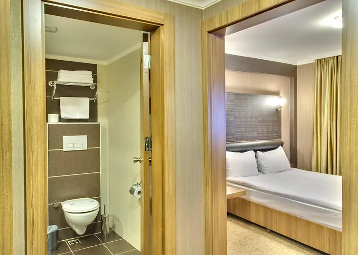 Antroyal Hotel