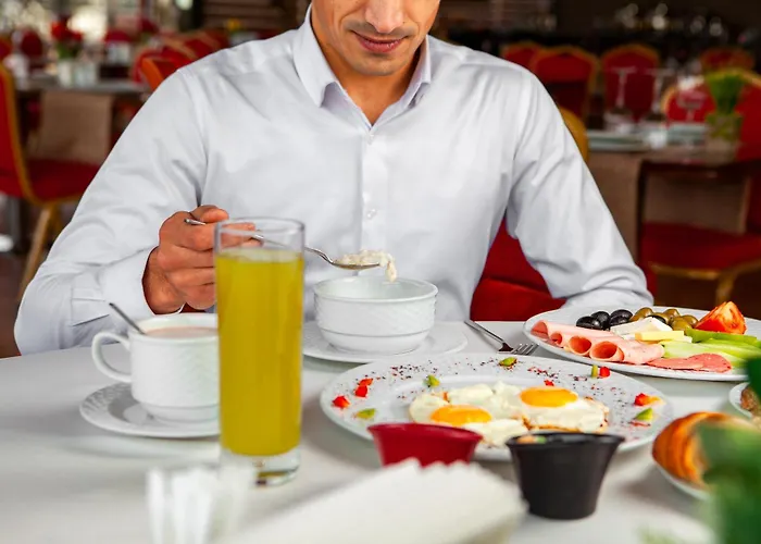 Noir - Free Brunch & Breakfast Until 13-00 - Vicinissimi A Mirabilandia