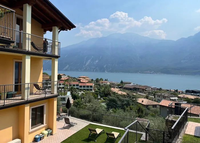 Villa Imelda, Panoramic s With Lake Garda Views