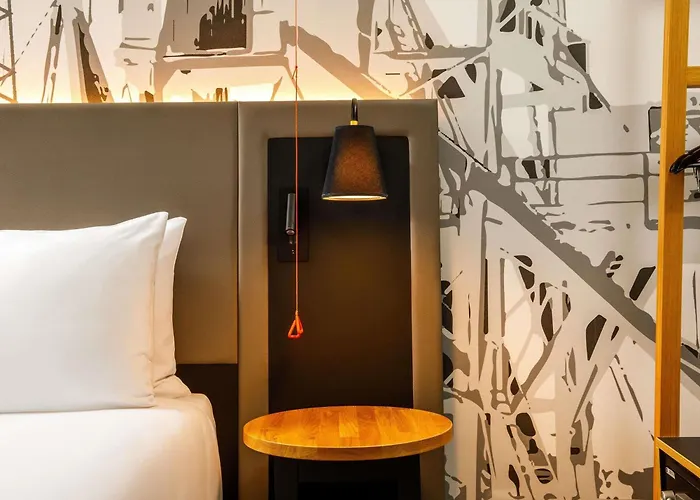 Mercure Cardiff North