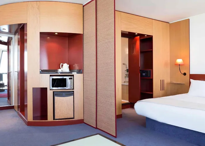 Novotel Suites Centre Euromed
