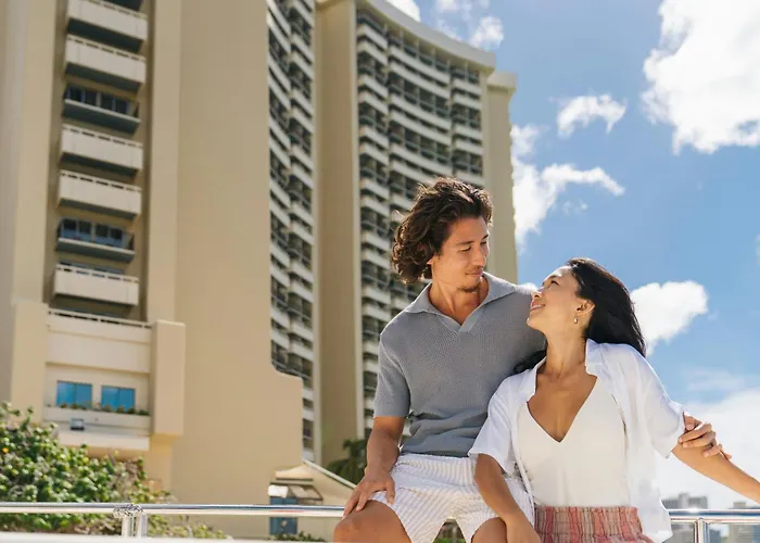  Sheraton Waikiki Beach