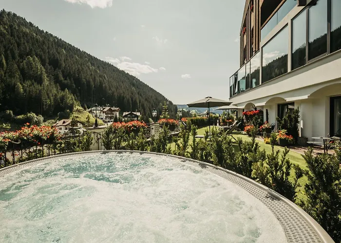 Chalet S - Dolomites Design - Adults Recommended