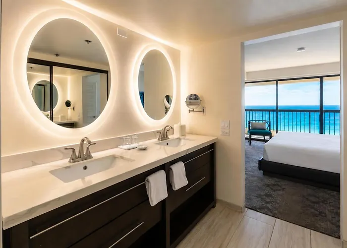 5 Sterne Hotels Aston Waikiki Beach Tower