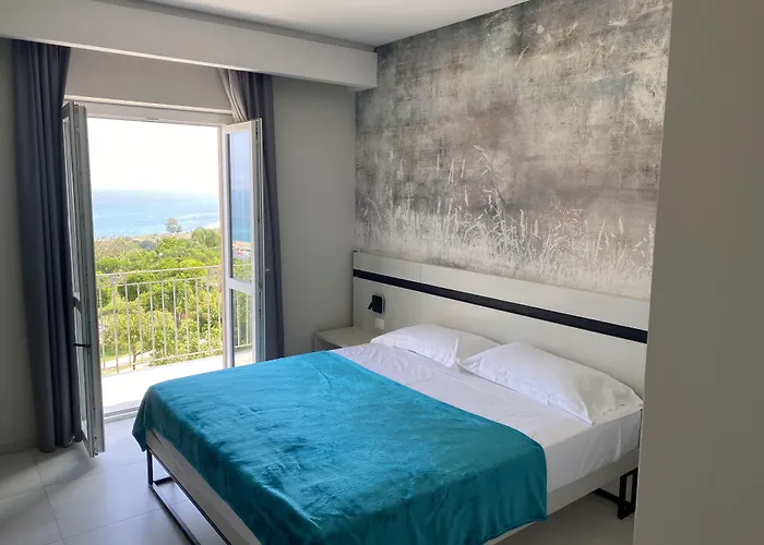 Aether Suites - Free Private Parking