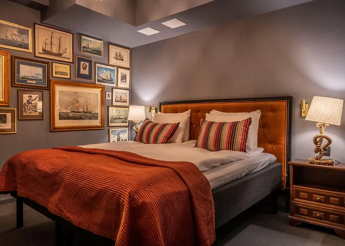 Lord Nelson Hotel