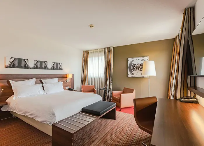 Holiday Inn Mulhouse By Ihg Romantik Hotel