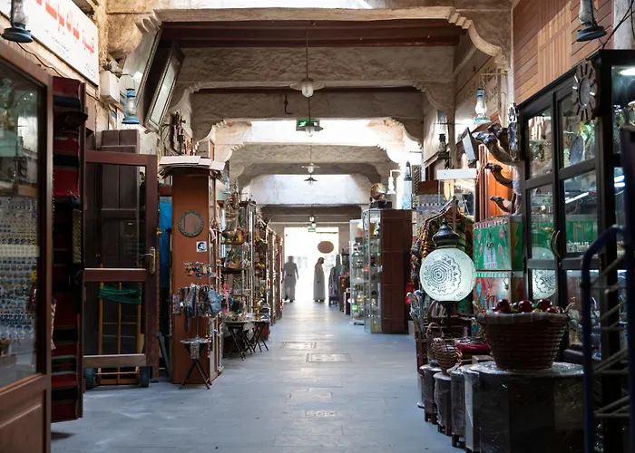 Souq Waqif Boutique s - Tivoli