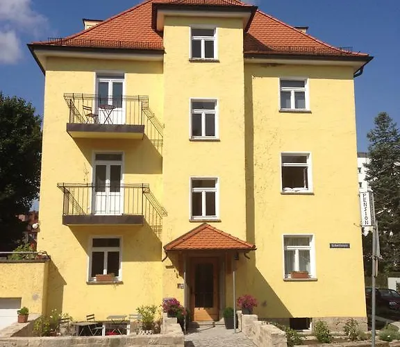 Achtzimmer