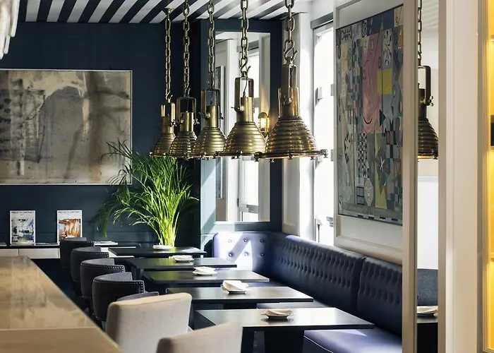Zentrales Hotel: Hotel Mercure Jardines De Albia