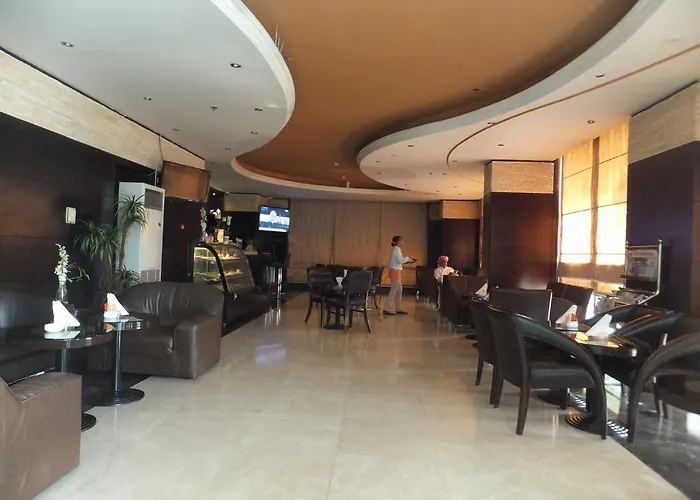 City Hotel