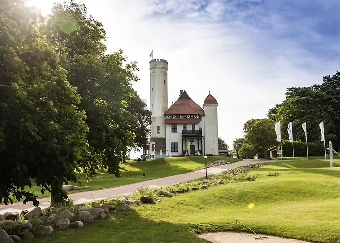 SCHLOSS RANZOW - Kleines Romantik - Wellness - Golfplatz - Hochzeiten&Feiern