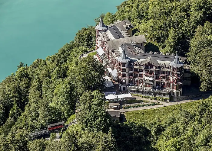 Hotel mit Pool: Grandhotel Giessbach