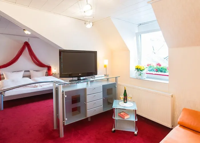 Moselromantik-Hotel zum Löwen