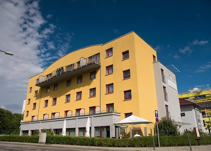 Hotel nahe Flughafen: Hotel Rödelheimer Hof - Am Wasserturm