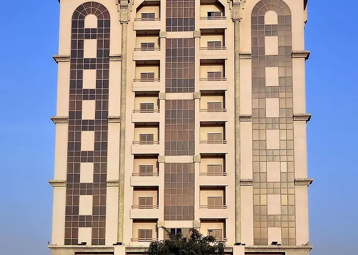 City Hotel