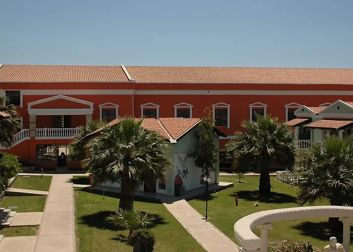 Hotel Am Club Tarhan Beach