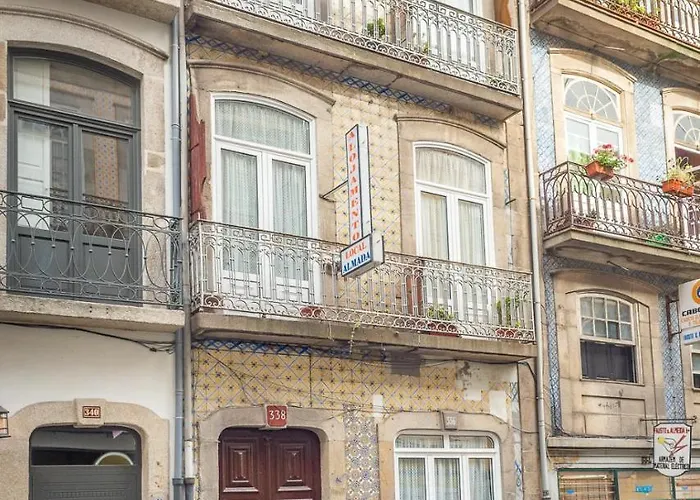 Almada Guest House