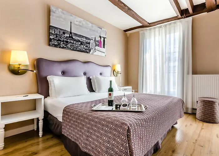 Hotel nahe College: Exe Paris Centre