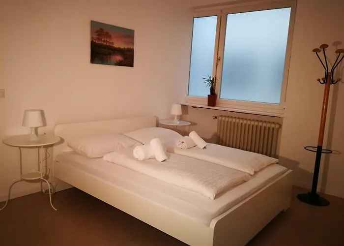 Hotel nahe College: Central Rooms